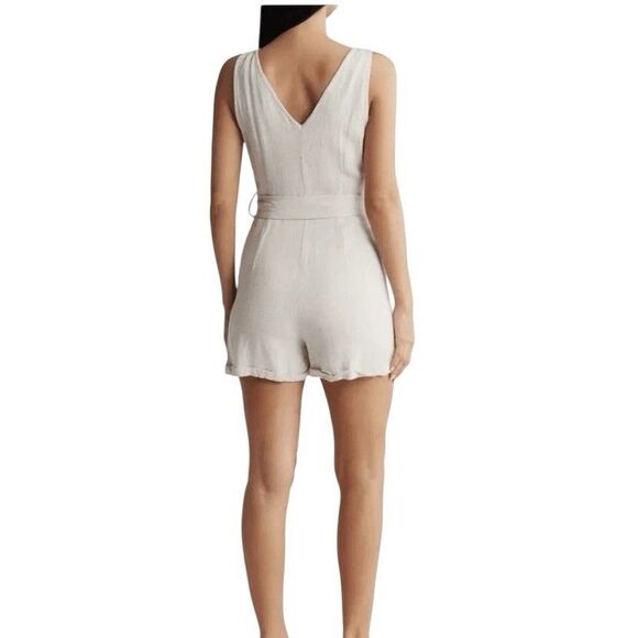 Vici Viscose and Linen Blend Belted Romper Sleeveless V-neck Buttons Cream Sz M - Picture 2 of 9